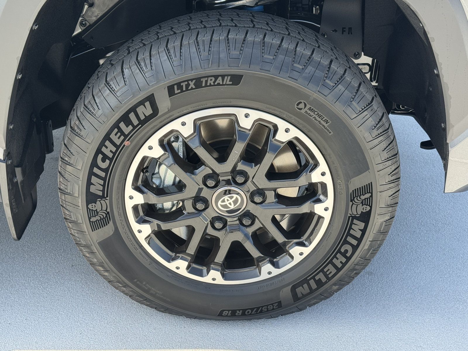New 2026 Toyota Tundra SR5 w/ TRD Off-Road Package AWD/4WD image 15