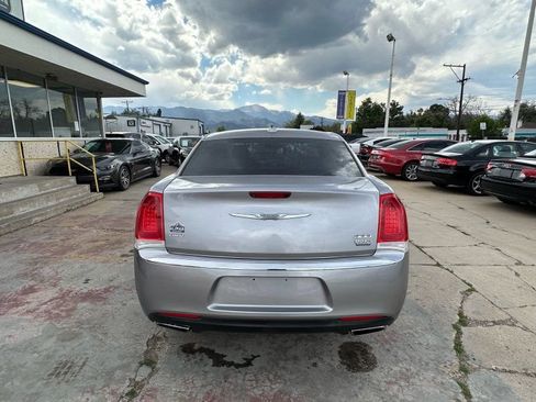 Used 2017 Chrysler 300 Limited AWD/4WD image 6