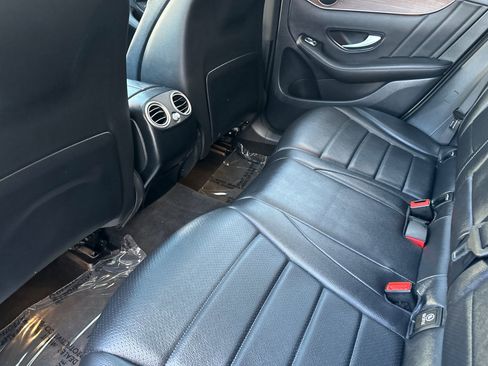 Used 2022 Mercedes-Benz GLC 300 4MATIC image 14