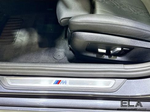 Used 2022 BMW 540i xDrive w/ Executive Package image 35