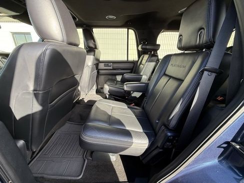 Used 2016 Ford Expedition Platinum image 24