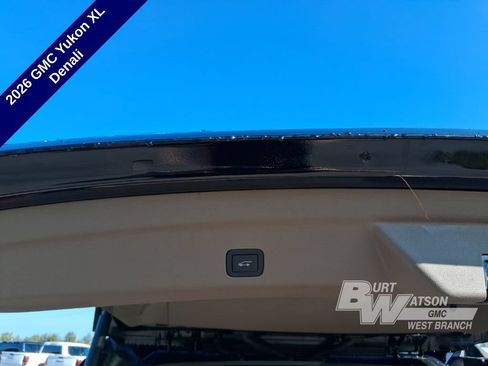New 2026 GMC Yukon XL Denali w/ LPO, Floor Liner Package AWD/4WD image 22