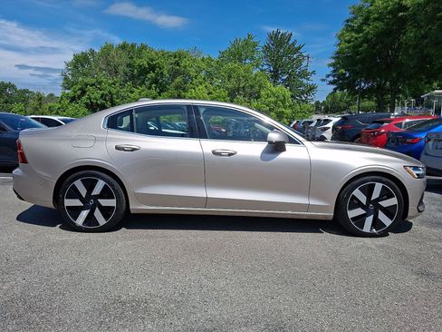 Used 2023 Volvo S60 T8 Ultimate w/ Climate Package AWD/4WD image 7