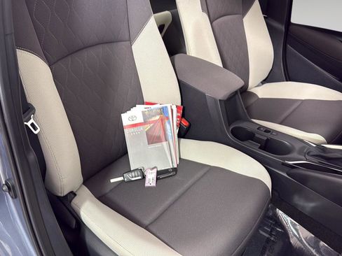 Used 2024 Toyota Corolla LE image 15