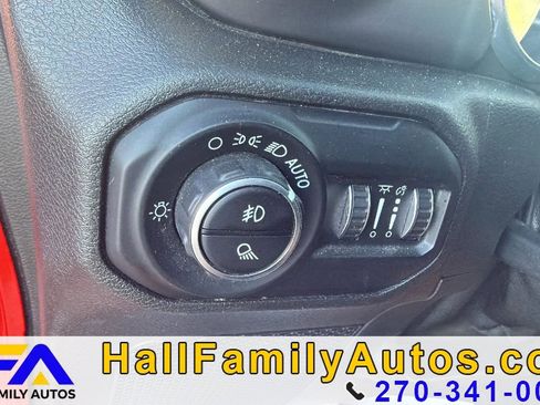 Used 2020 Jeep Gladiator Sport w/ Quick Order Package 24S image 38