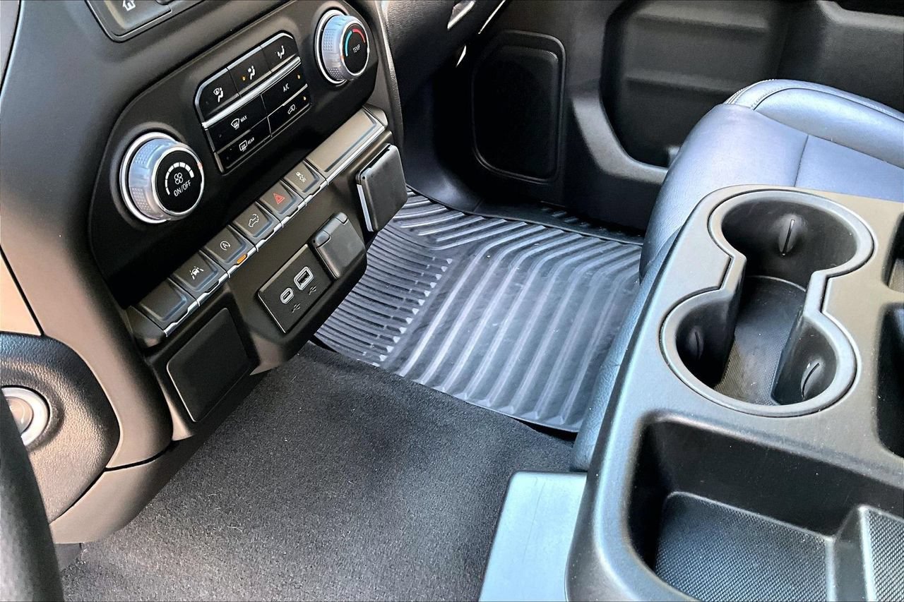 Used 2025 Chevrolet Silverado 1500 Custom AWD/4WD image 15