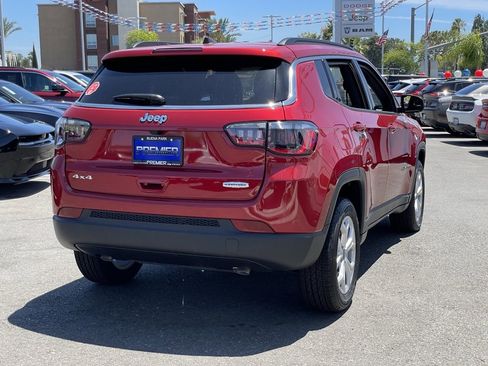 New 2025 Jeep Compass Latitude image 6