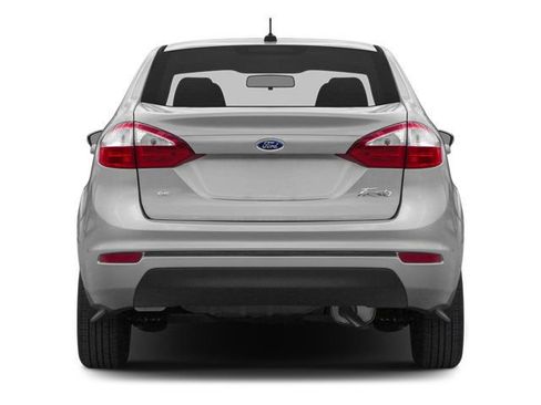 Used 2014 Ford Fiesta SE image 5