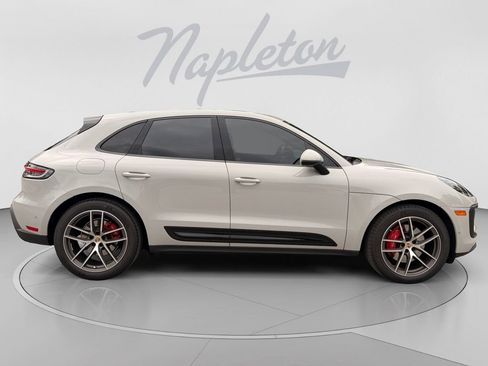 Used 2023 Porsche Macan S AWD/4WD image 7