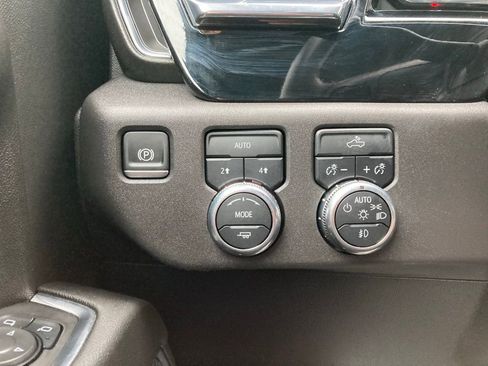 Certified 2024 GMC Sierra 1500 Elevation AWD/4WD image 18