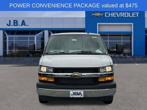 New 2025 Chevrolet Express 4500 4500 Series w/ Power Convenience Package image 2