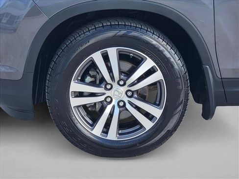 Used 2017 Honda Pilot EX image 23