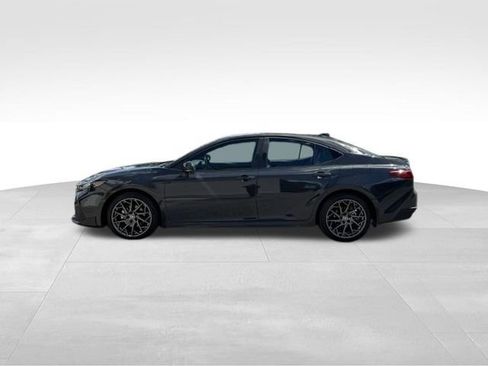 Used 2025 Toyota Camry SE w/ Multimedia Upgrade Package AWD/4WD image 8