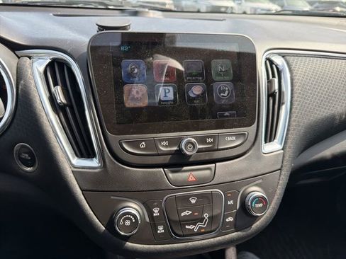 Used 2016 Chevrolet Malibu LT image 21