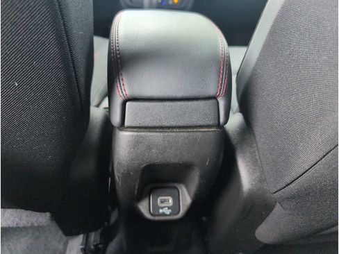 Used 2023 Jeep Renegade Trailhawk image 33