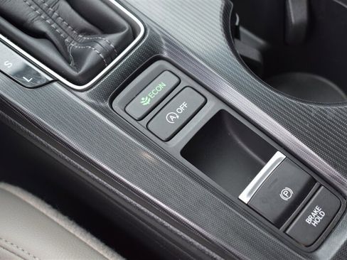 Used 2024 Honda Civic EX-L image 25