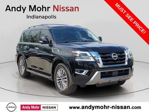Used 2022 Nissan Armada SL w/ Captain's Chairs Package AWD/4WD image 1