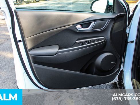 Used 2023 Hyundai Kona Limited image 42