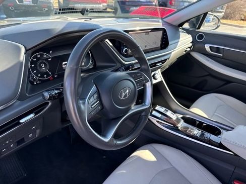 Certified 2023 Hyundai Sonata SEL w/ Convenience Package image 13
