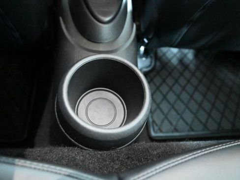 Used 2018 MINI Cooper S image 30