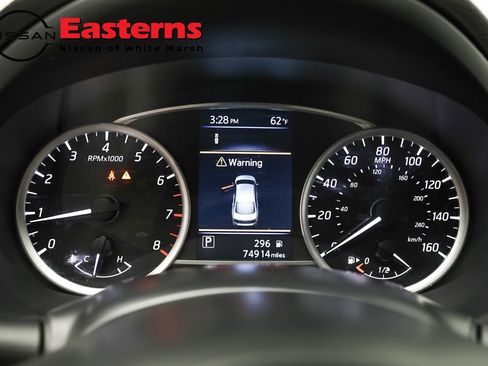 Used 2019 Nissan Sentra SR FWD image 17