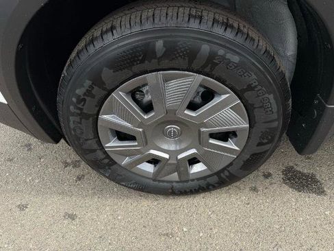 New 2026 Nissan Kicks S FWD image 8