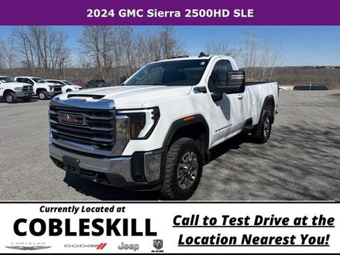 Used 2024 GMC Sierra 2500 SLE w/ SLE Convenience Package AWD/4WD image 9