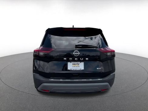 Used 2022 Nissan Rogue SV FWD image 12