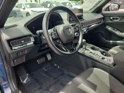 Certified 2025 Honda Civic Sport image 17