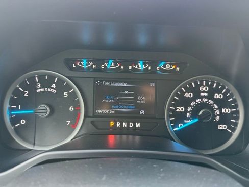 Used 2017 Ford F150 XLT w/ Equipment Group 302A Luxury image 10