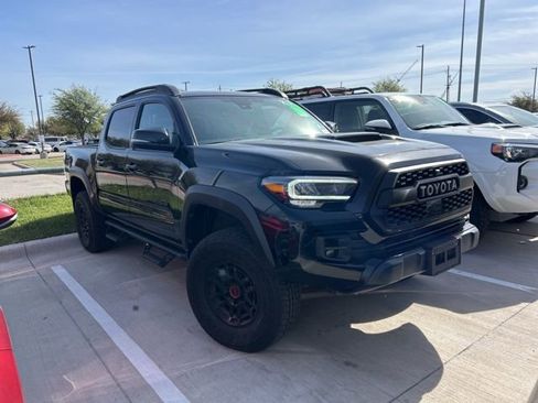 Used 2022 Toyota Tacoma TRD Pro image 1