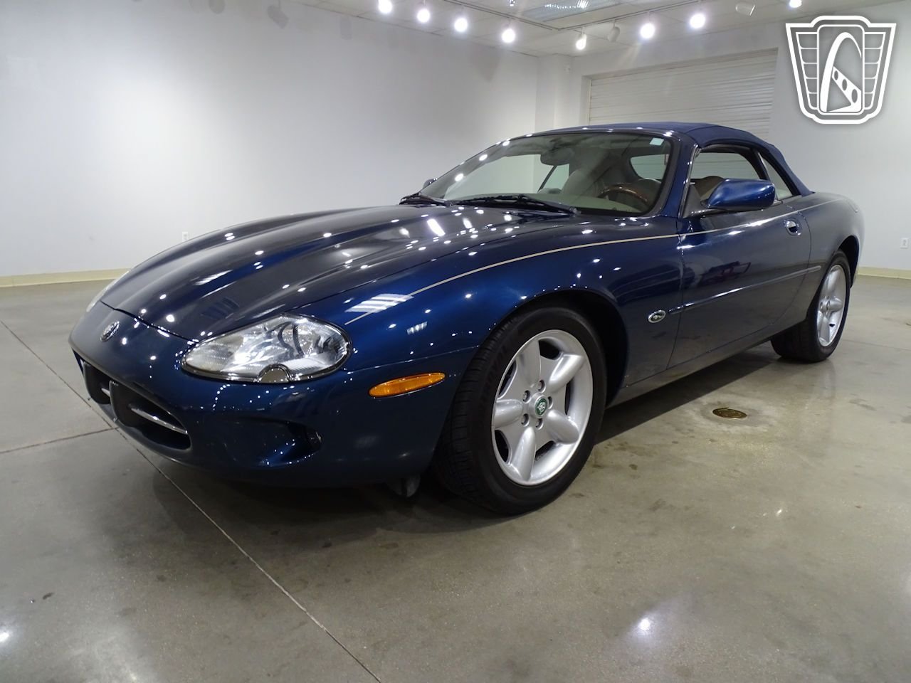 Used 1998 Jaguar XK8 Convertible RWD image 14