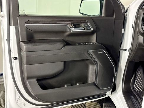 Used 2023 Chevrolet Silverado 1500 LTZ image 10