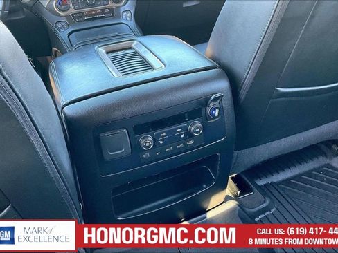 Used 2020 GMC Yukon Denali w/ Open Road Package AWD/4WD image 10