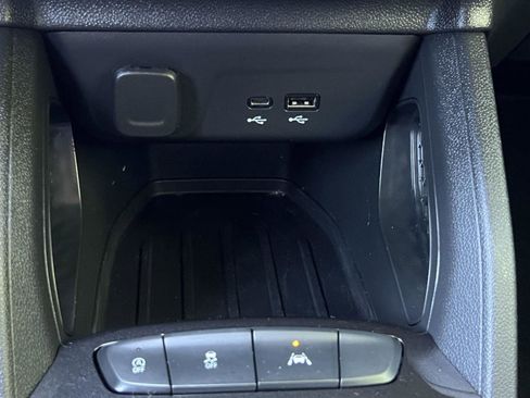 Used 2024 Chevrolet TrailBlazer LS w/ LS Convenience Package FWD image 25
