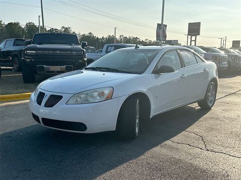 Used 2009 Pontiac G6 Sedan w/ Sport Package 2 image 2