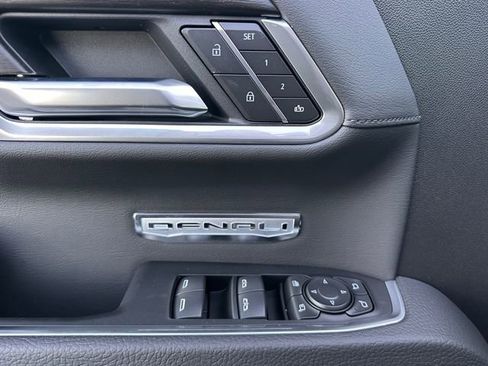 New 2026 GMC Sierra 1500 Denali w/ Denali Reserve Package image 23