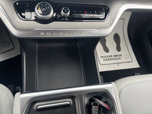 New 2026 Ford Expedition Platinum w/ Driver's Package image 30