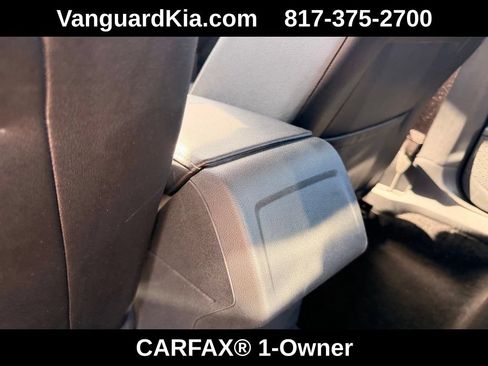 Used 2024 Volkswagen Jetta SE FWD image 25