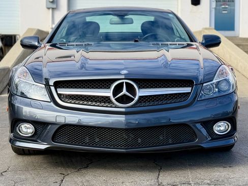 Used 2012 Mercedes-Benz SL 550 image 3