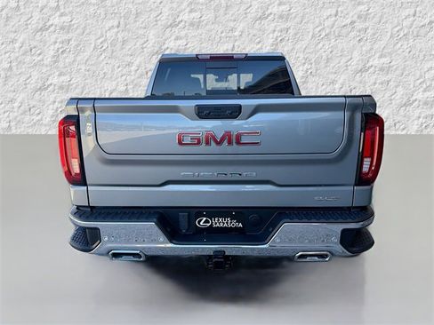 Used 2024 GMC Sierra 1500 SLT image 4