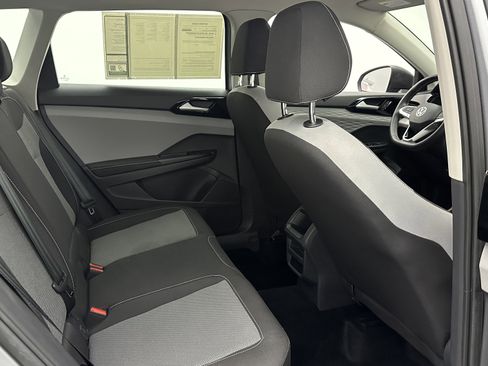 Used 2024 Volkswagen Taos S image 31