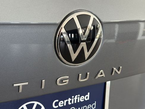 Used 2024 Volkswagen Tiguan SEL R-Line AWD/4WD image 34