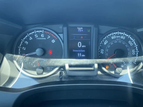 Used 2023 Toyota Tacoma SR image 15