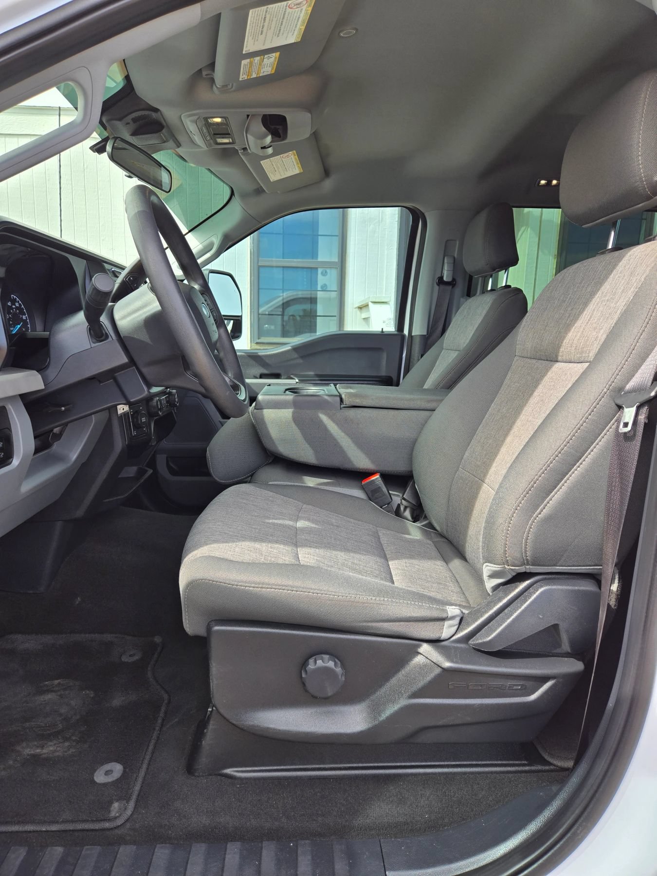 Used 2024 Ford F250 XL w/ STX Appearance Package AWD/4WD image 9