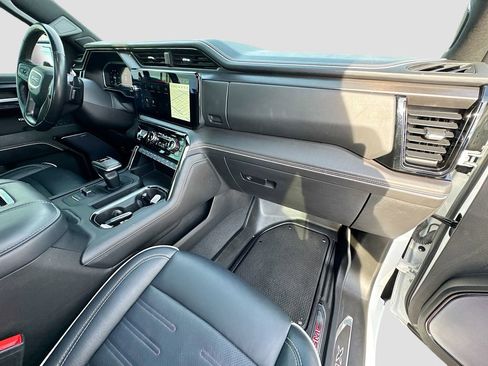 Used 2022 GMC Sierra 1500 AT4X image 30