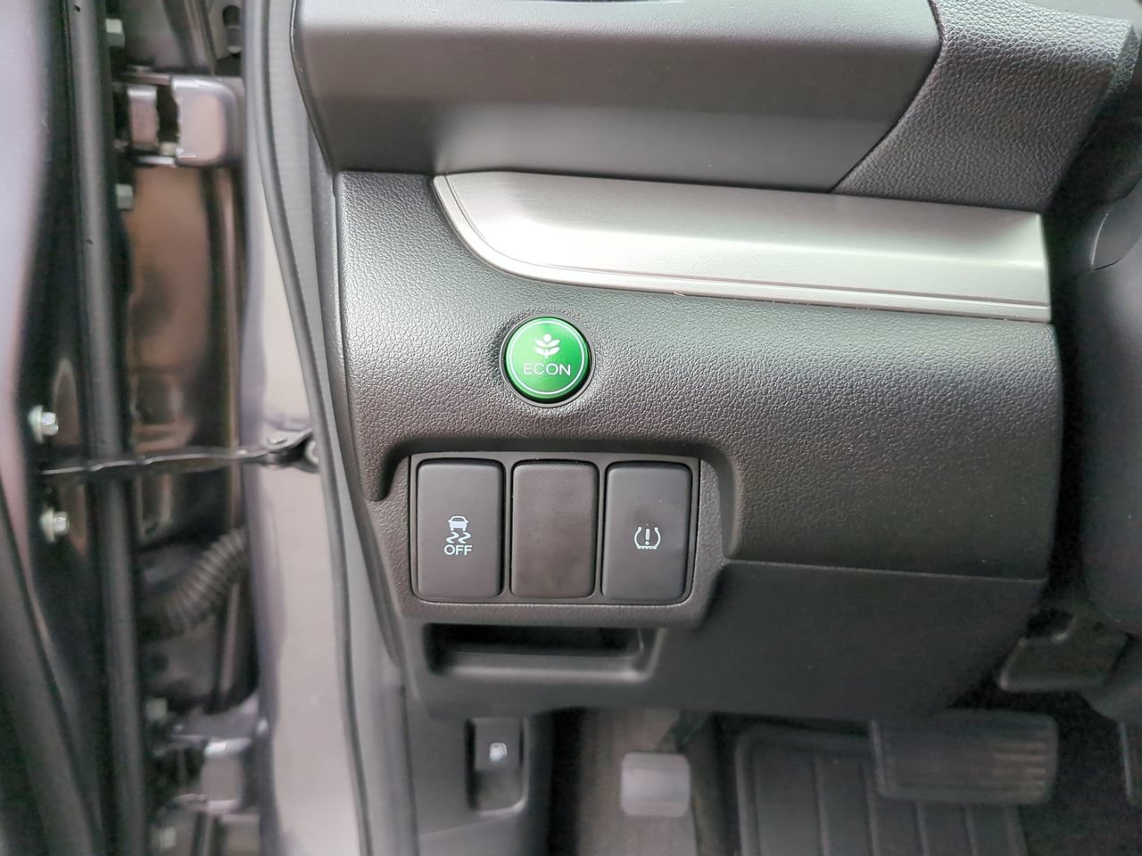 Used 2016 Honda CR-V LX image 14