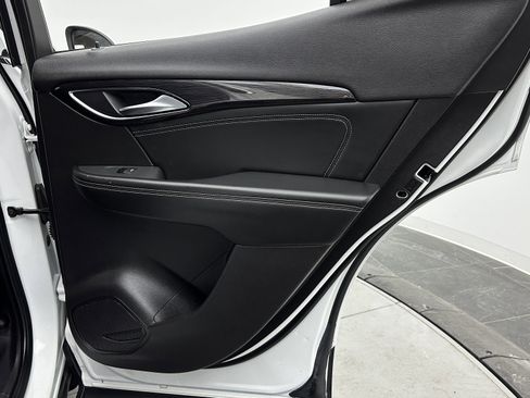 Used 2023 Buick Envision Preferred image 32