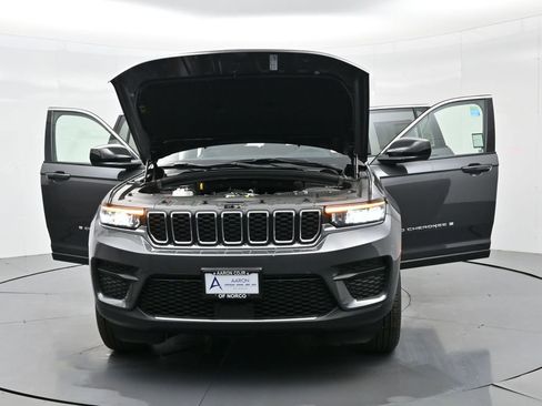 New 2025 Jeep Grand Cherokee Laredo X image 25