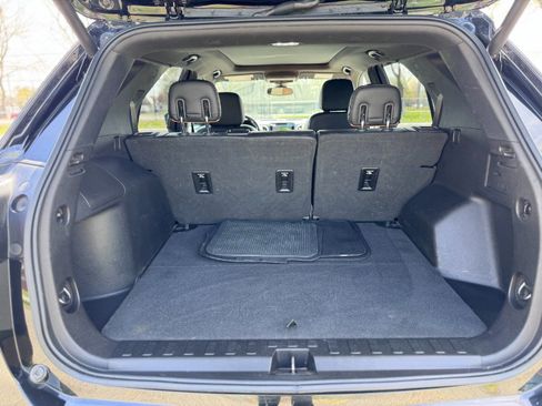 Used 2018 Chevrolet Equinox Premier image 8